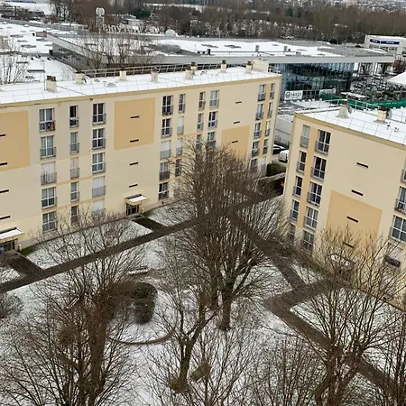 Homestay Simple Confortable Avec Acces Direct Aeroport D'orly *